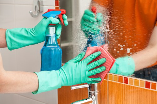 Professional move out cleaning for a Watford property interior