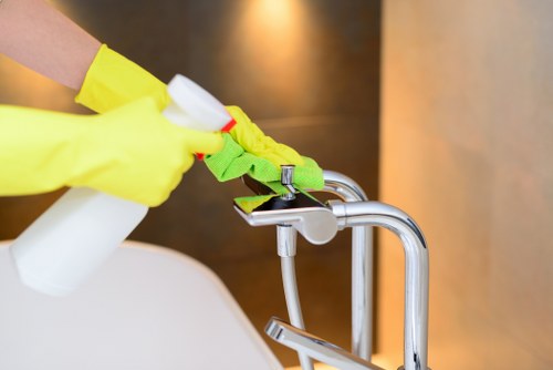 Flexible commercial cleaning scheduled around business hours in Watford