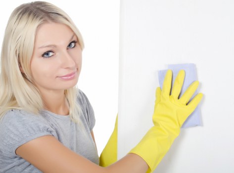 Careful stain removal process for carpets and rugs in Watford homes